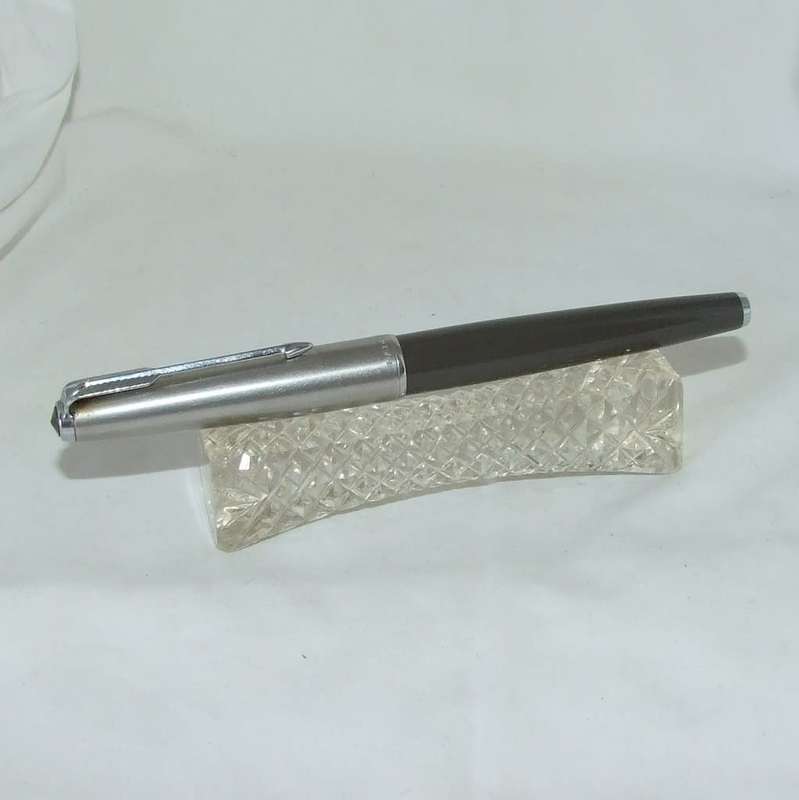 Parker 61 capillary fill fountain pen in original case