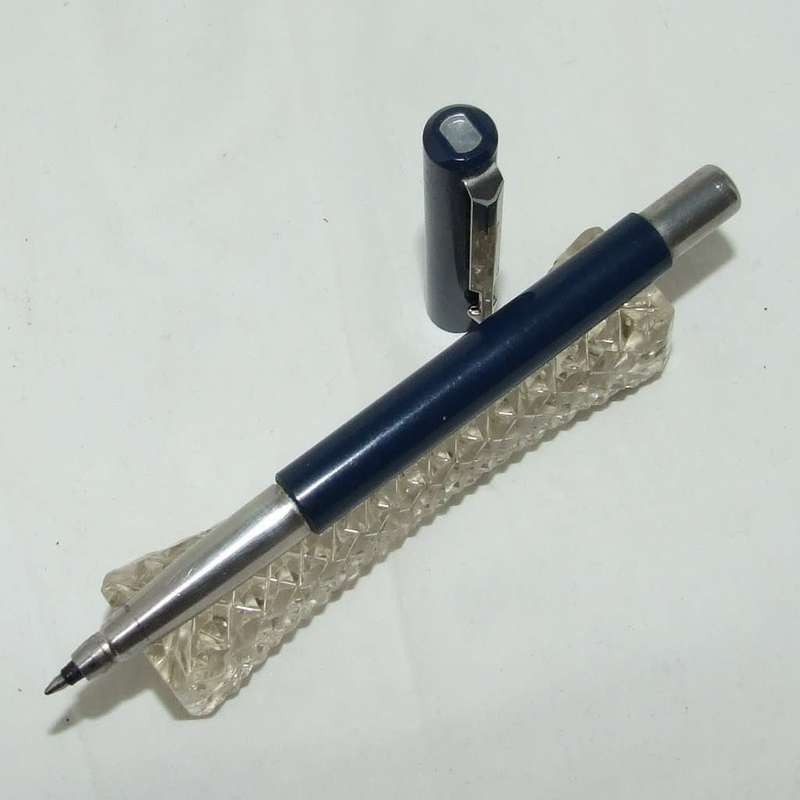 A blue 1993 made in UK PARKER VECTOR ROLLERBALL PEN
