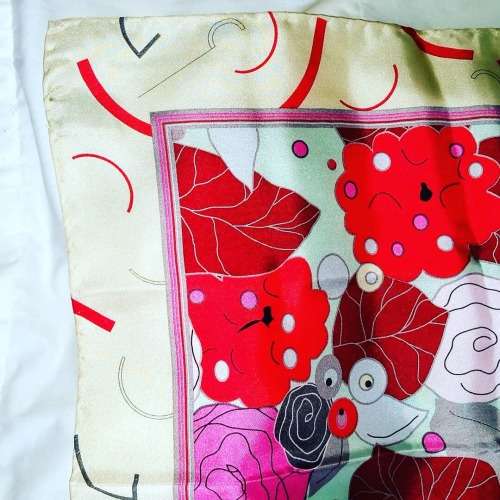 KARL LAGERFELD SILK SCARF unused
