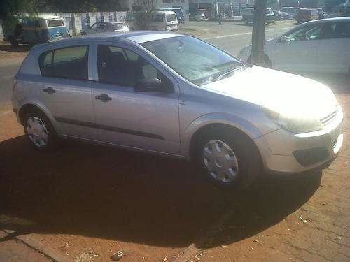 OPEL ASTRA ESSENTIA 1.6(2005 MODEL)