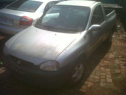OPEL CORSA UTILITY 160i(2001 model)