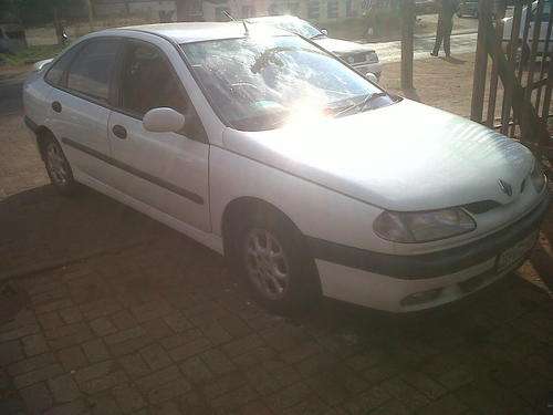 RENAULT 2.0(1999 MODEL)