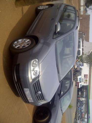 VW TOURAN 1.9TDI (2005 MODEL)