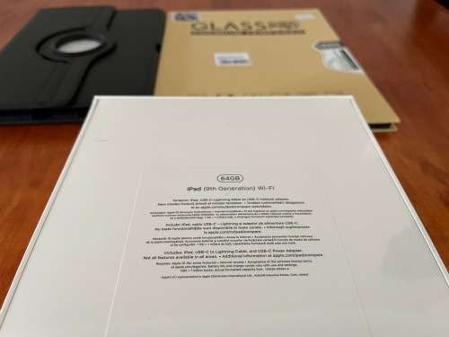 iPad 9 WiFi Bundle