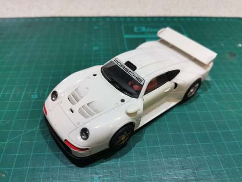Porsche GT1