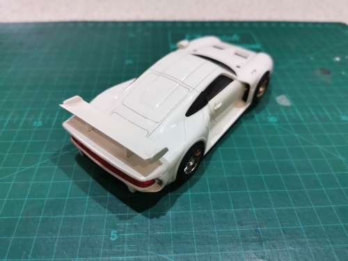 Porsche GT1