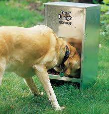 DOG FEEDER - CAPACITY 15KG PELLETS/DRY DOG FOOD