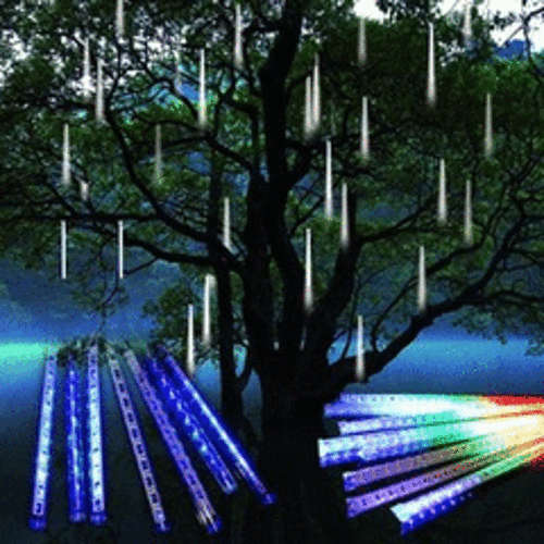 SET OF 8 LED METEOR SHOWER RAIN LIGHTS - WHITE (Each Meteor 21cm in length)