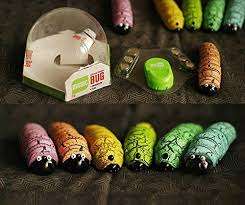 LIFELIKE "RADIO CONTROL" ROBOTIC CATERPILLAR