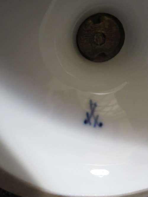 Meissen porcelain pedestal bowl