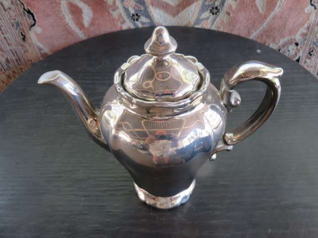 WMF on Heinrich porcelain coffee pot