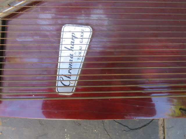 Tokai Gakki Chroma Harp