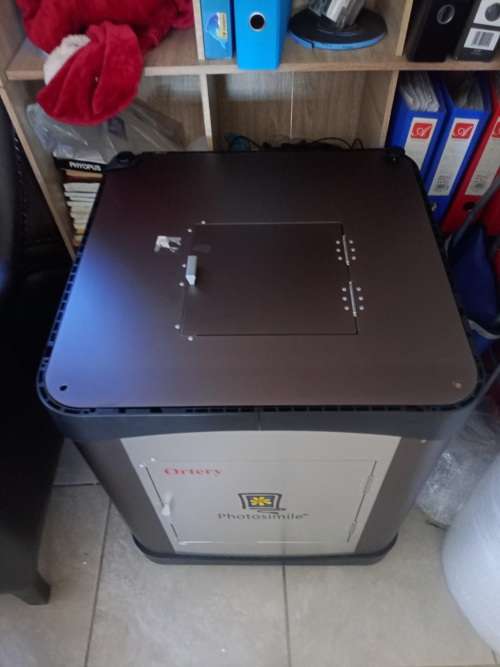 Photosimile 100 - PC-controlled Digital Photography Studio
