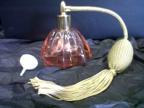 *NEW* Amazing and beautiful perfume bottle 57ml