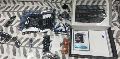 Asus x99-Deluxe Intel LGA 2011-V3