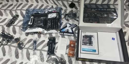 Asus x99-Deluxe Intel LGA 2011-V3