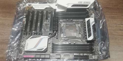 Asus x99-Deluxe Intel LGA 2011-V3