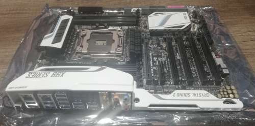 Asus x99-Deluxe Intel LGA 2011-V3