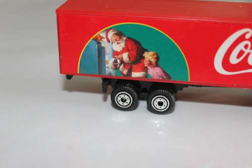 US Truck 1:87 H0 Coca Cola Christmas Truck very good condition