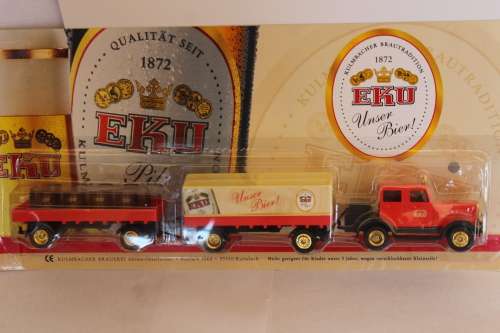 Vintage German Hanomag Truck H0 1:87 with 2 trailers EKU Beer Kulmbach one trailer w. beer barrels