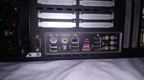Asus P5Q Deluxe destkop pc