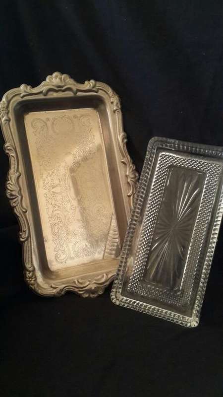 VINTAGE SILVER PLATED CUT WITH GLASS INSERT BUTTER DISH