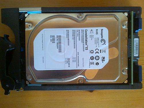 2TB SEAGATE CONSTELLATION  ES ST2000NM0001 - 7200 RPM 64MB Cache SAS 6Gb/s 3.5" Internal HD
