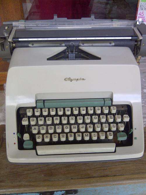 Vintage Olympia Typewriter!
