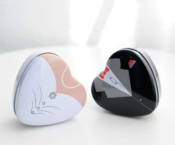 Wedding Favours - New Bride and Groom Tins (SPECIAL THIS WEEK)