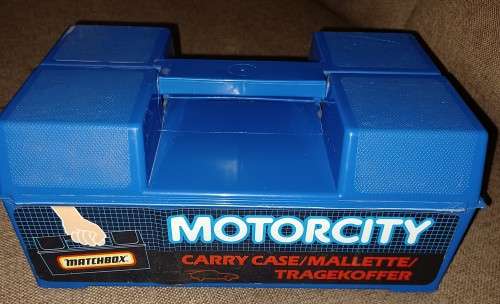 Matchbox Motorcity carry case and various cars