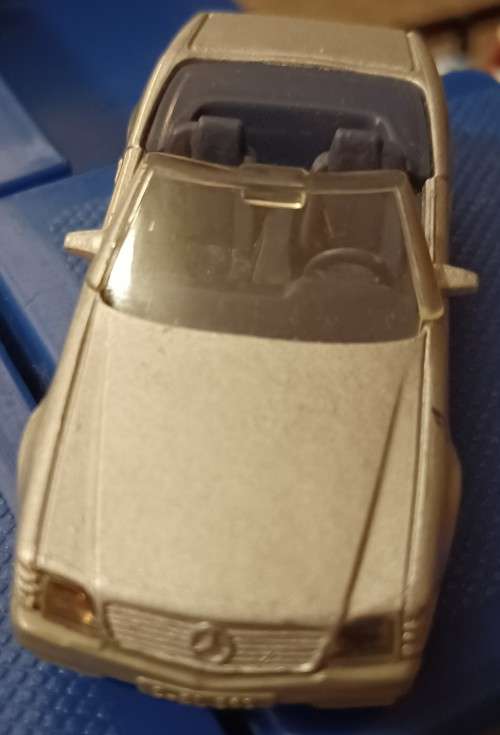 Matchbox Motorcity carry case and various cars