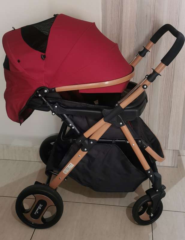 Ultra-lightweight Folding Travel Baby Stroller - Maroon Color
