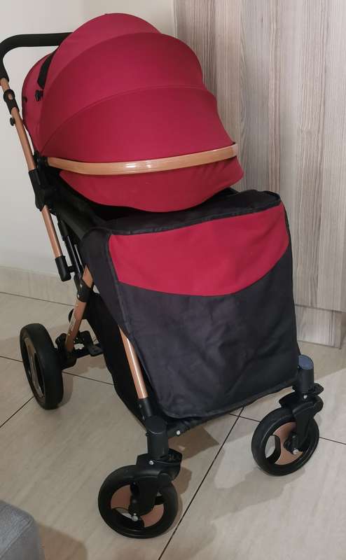 Ultra-lightweight Folding Travel Baby Stroller - Maroon Color