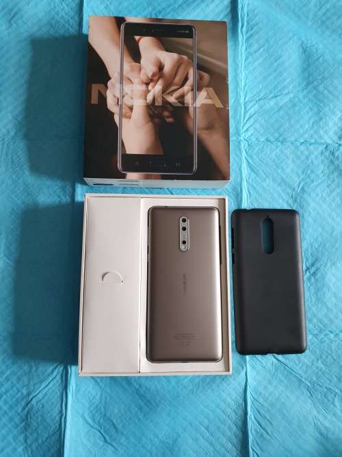 Nokia 8 - 64gb with 4gb Ram (TA-1012 SS) - With cover and an extra glass protector.