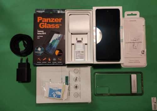 Samsung Galaxy S20 FE  - Dual Sim  -SM-G780F/DS - With Lots of Extras