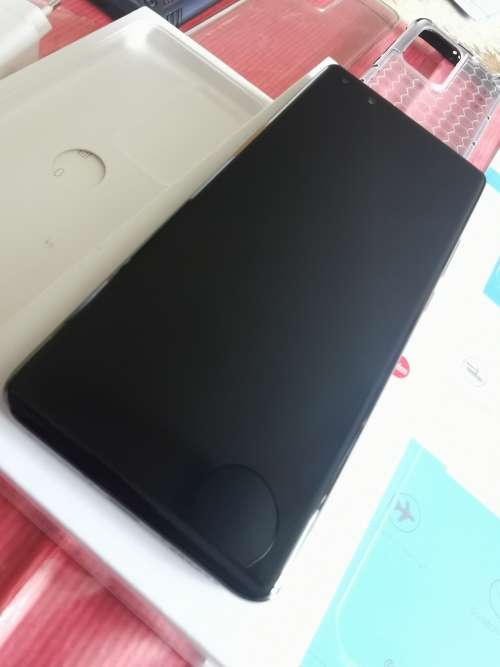 Huawei P40 PRO + (PLUS Model) - Ceramic black -With plenty extras -Dual Sim - 512GB Memory ,5G