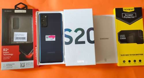 Samsung Galaxy S20FE  -Cloudy Navy -  Dual Sim -SM-G780G/DS - Snapdragon Version with extras