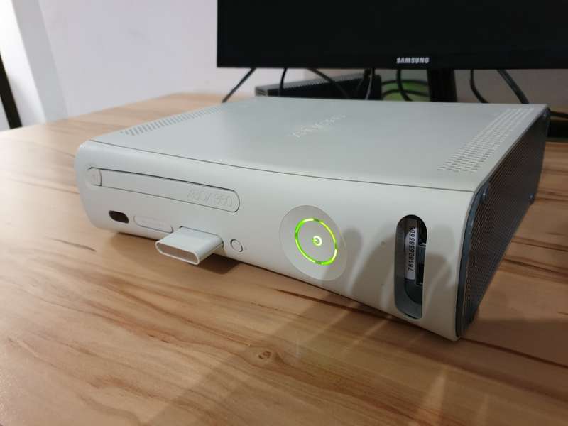 Xbox 360 - refurbished
