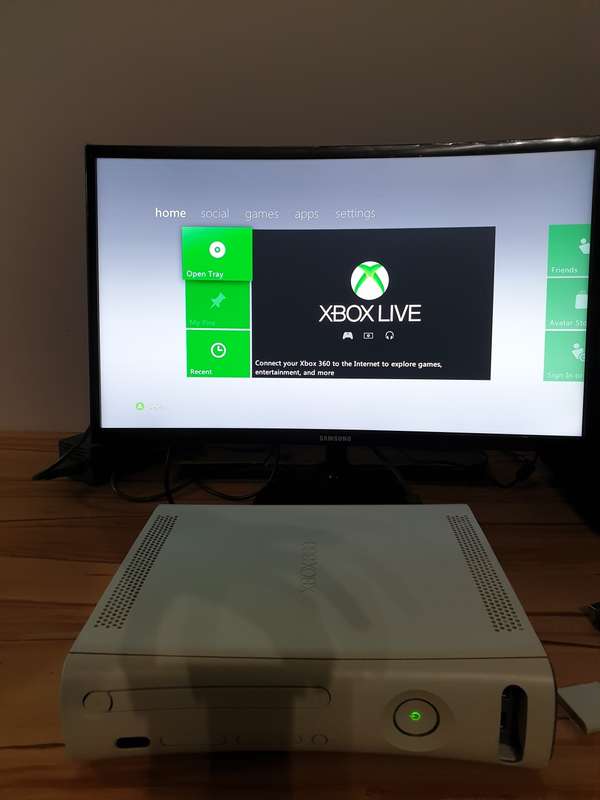 Xbox 360 - refurbished