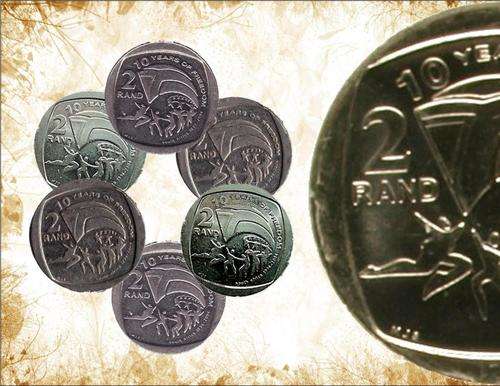 Circulated South African 10 years of freedom R2 coin (2004)