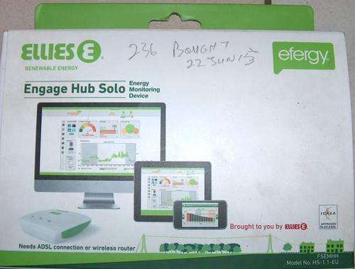 Efergy Solo Hub for monitoring electricity usage on a computer