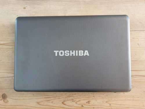 Toshiba Satellite C660-14G Laptop