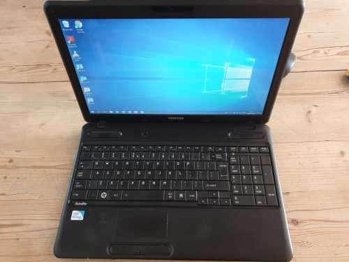 Toshiba Satellite C660-14G Laptop