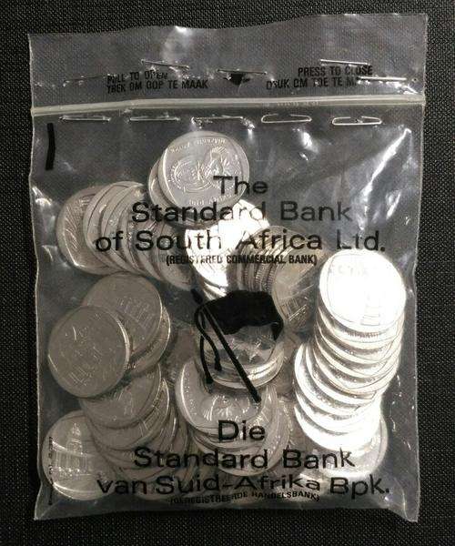 BAG 2013 UNION BUILDING R2 COINS: 50 COINS