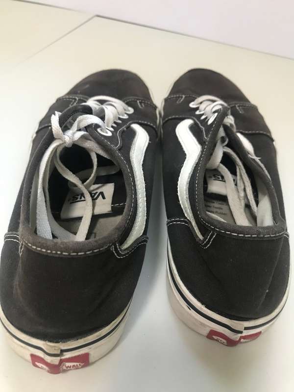 Vans Sneakers black size 9 pre owned