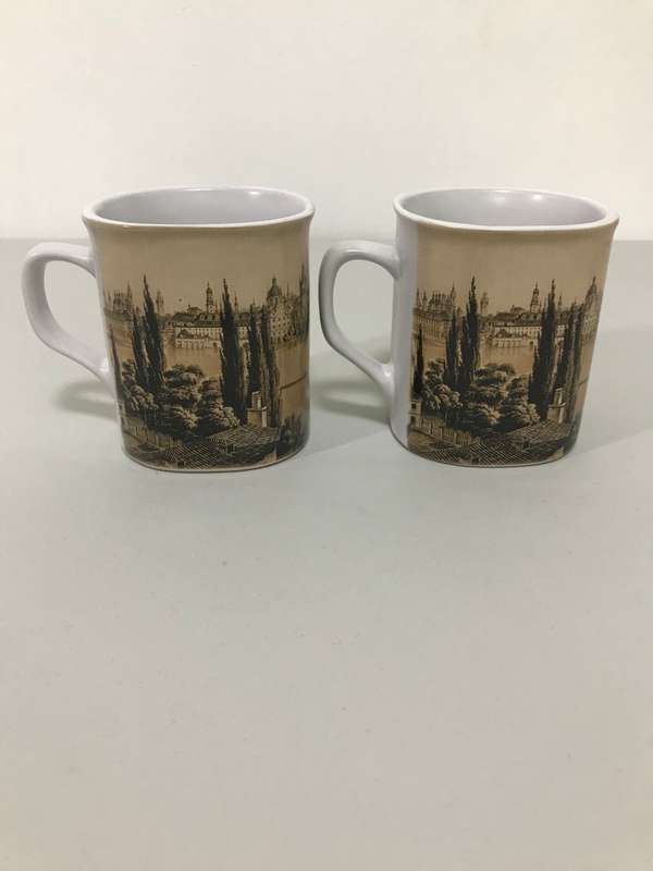 Pretty Praha Mugs Vintage Czech Republic 1973