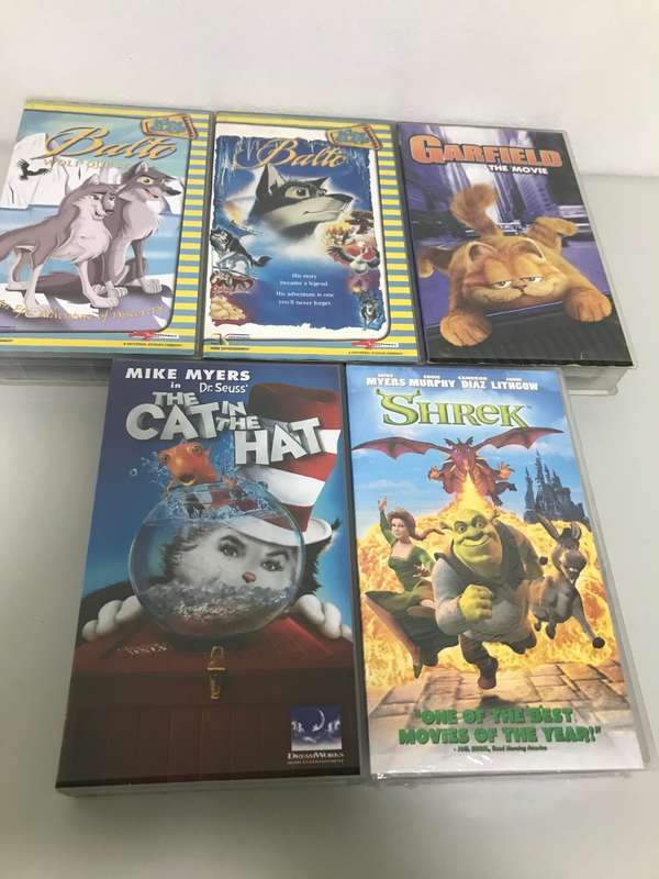 LOT of 5 VHS Animation Children`s movies