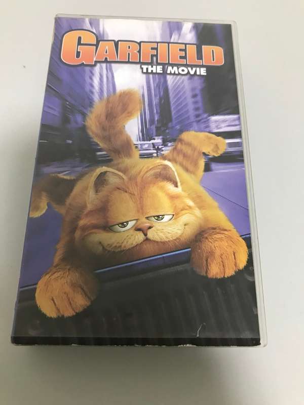 LOT of 5 VHS Animation Children`s movies