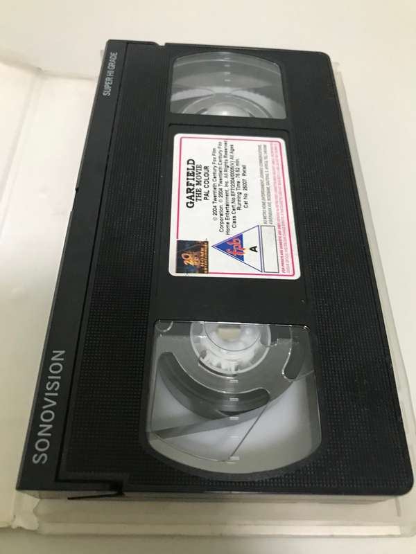 LOT of 5 VHS Animation Children`s movies