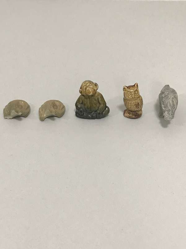 Wade England Whimsies 1954  Lot of 6 figurines per packet
